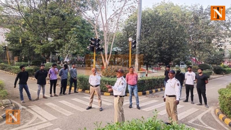 Nagpur Traffic Police Fines Speeding Drivers and Offers Rules Training